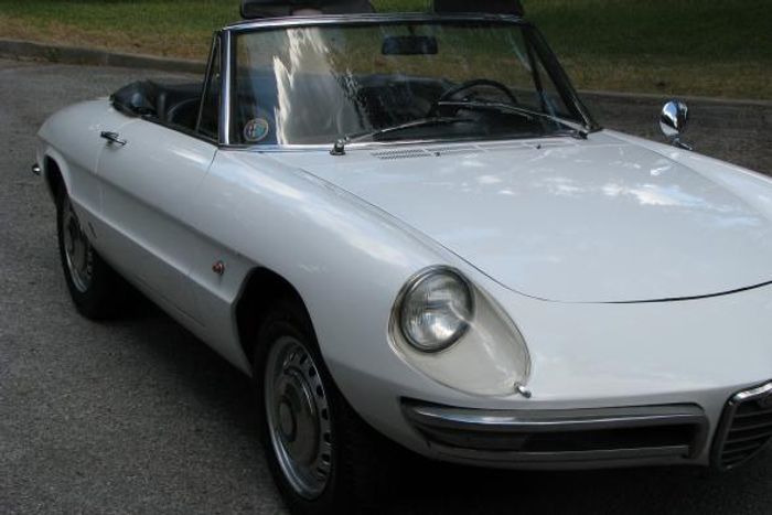 ALFA ROMEO spider 1967 bianca