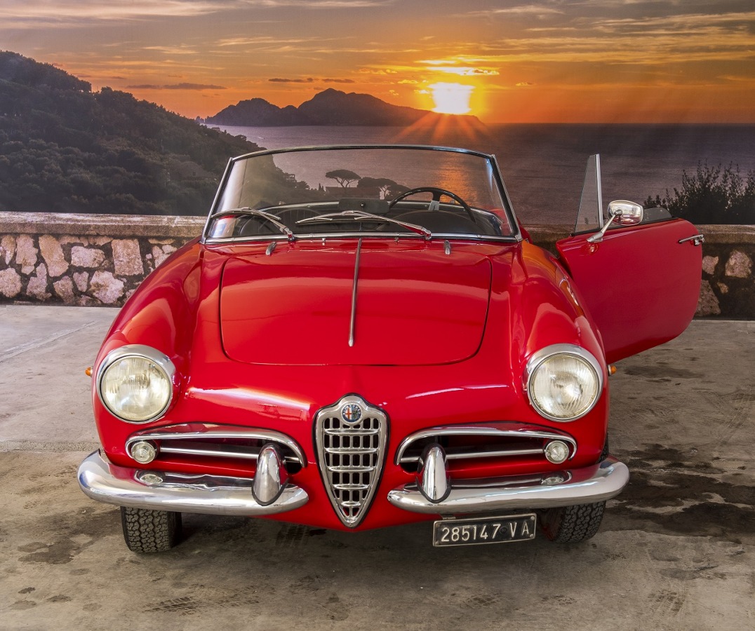 Alfa Romeo Giulietta 1960 Car Hire Amalfi Coast Car Rental Sorrento Spider Life Style Italy